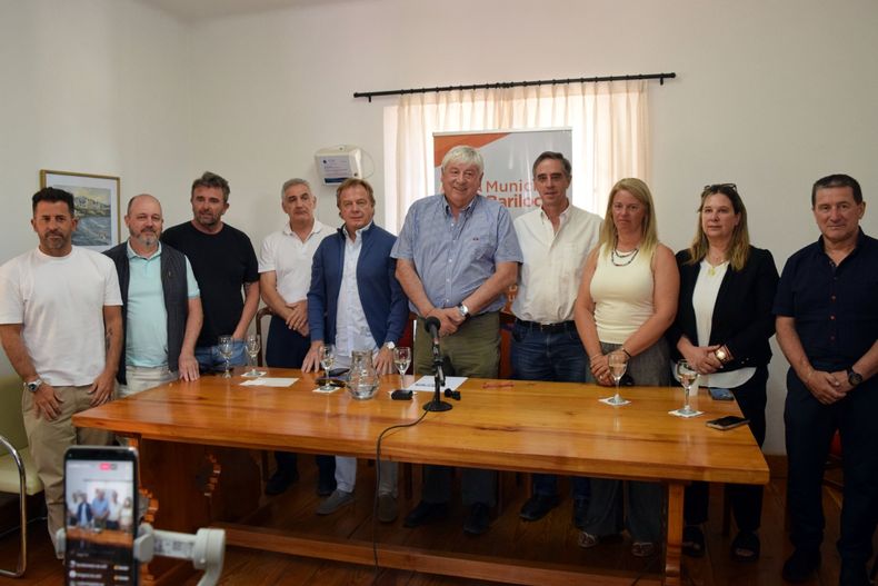 Walter Cortés encabezó una conferencia de prensa por primera vez con el Círculo Rojo del turismo como aliado. 