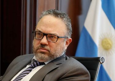 FMI: Kulfas dijo que Argentina busca un acuerdo para crecer “sin ajustes”