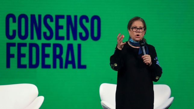 menos la izquierda, la oposicion celebra el viaje de fernandez a israel