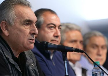La CGT le dijo basta a Macri y tiende puentes con sectores disidentes