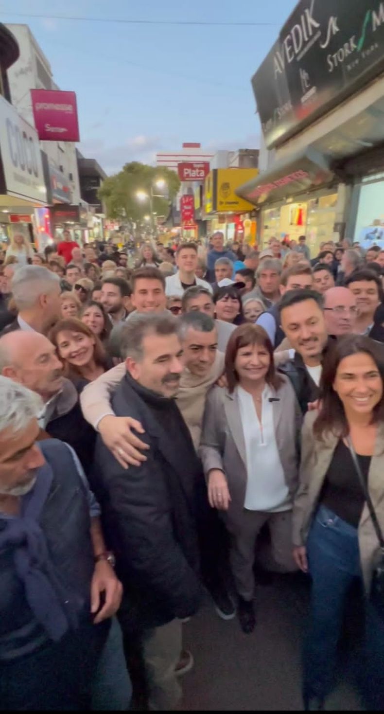 Bullrich, en campaña por Quilmes