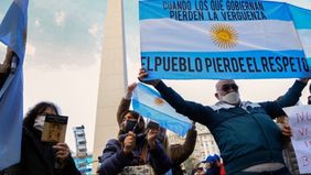 Mesa de diálogo a lo 2001, el plan papal ante la escalada de crisis y tensión