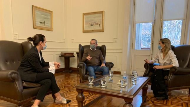 el vuelo propio de javkin enfria la sociedad con la ucr para el frente de frentes