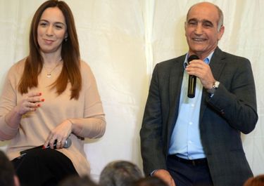 Aborto: Salvador vuelve a despegarse de Vidal y sale a respaldar a Rubinstein