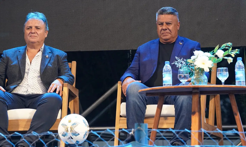Alicio Dagatti, de Estudiantes de Río Cuarto y Chiqui Tapia, presidente de AFA.