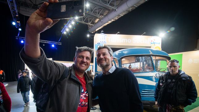 lammens defendio la decision politica de reivindicar el turismo como derecho