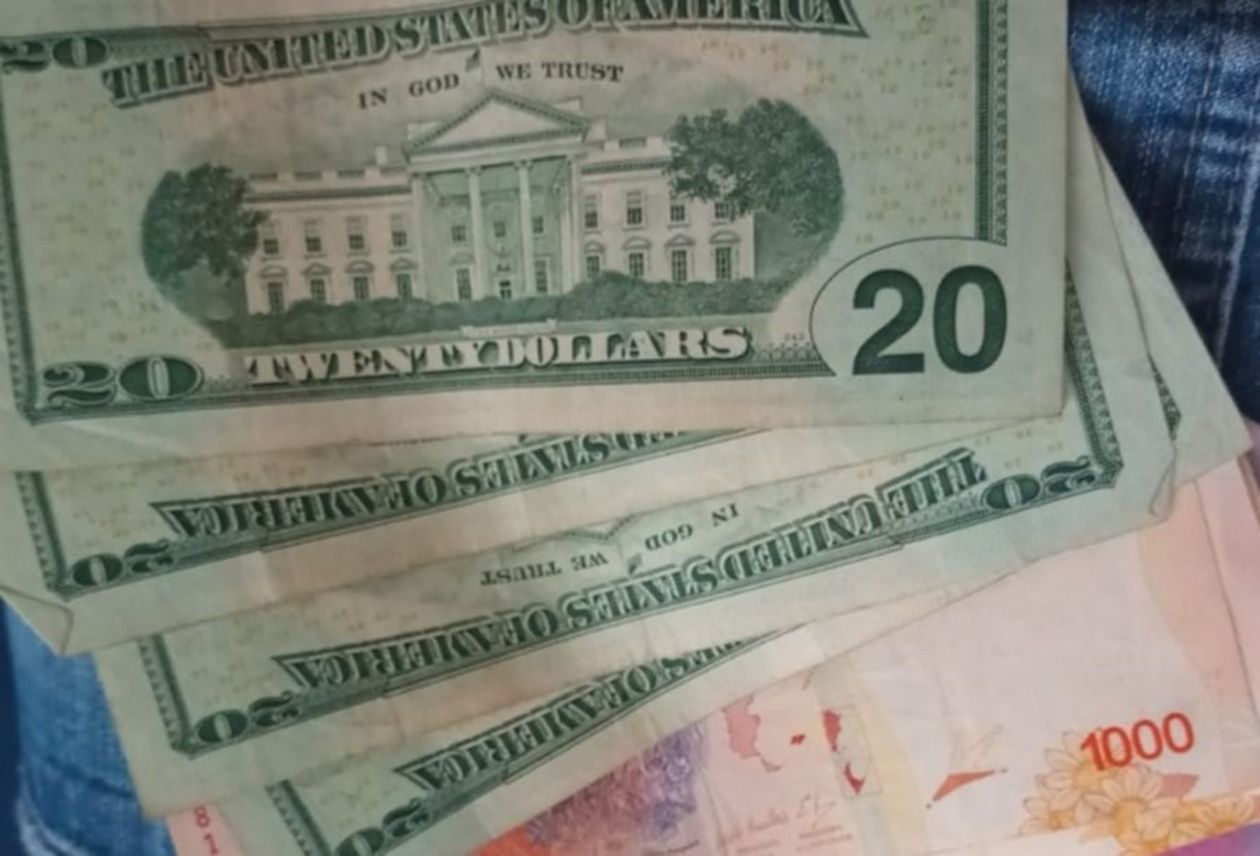 Dólar