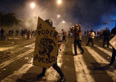 Acefalía en Perú: el juicio político como arma en la lucha por el poder