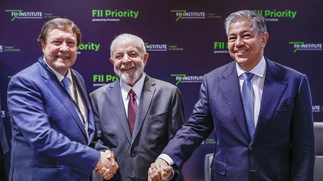 Alberto Weretilneck, Lula Da Silva y Rolando Figueroa unidos por Vaca Muerta. 