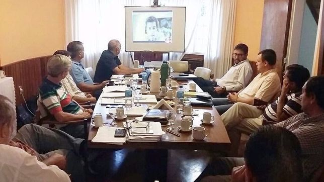 la pampa vuelve a oponerse al acuerdo entre macri y cornejo