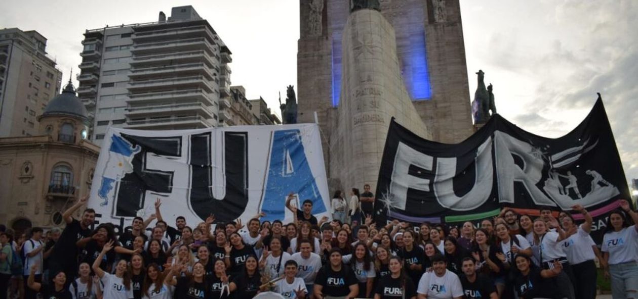 Universidad de Rosario: el radicalismo va por la FUR frente a un peronismo en alza y libertarios relegados