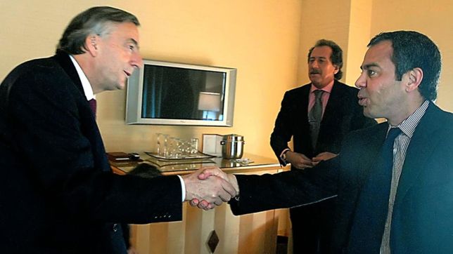 renuevan idilio alberto f. y david martinez, el megabonista socio de clarin