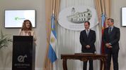Rosario Romero, ministra de Gobierno de Entre Ríos - Gustavo Bordet, gobernador - Adán Bahl, intendente de Paraná.