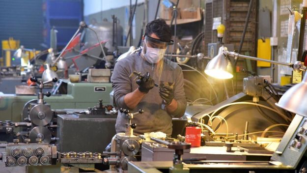 El derrumbe económico de abril confirma los peores pronósticos para el año