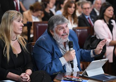 José Mayans, jefe del kirchnerismo en el Senado, donde se trata la reforma laboral.&nbsp;