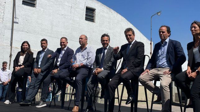 Massa y Giuliano reunieron en Río Cuarto a representantes de los siete principales municipios de Córdoba.&nbsp;