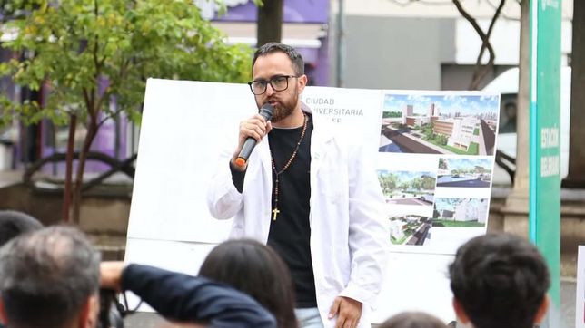 Pedro el Profe Medei fue el ganador de la interna del peronismo en Santa Fe.