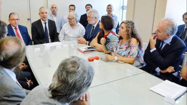 alak puso en marcha la mesa que buscara frenar la crisis carcelaria