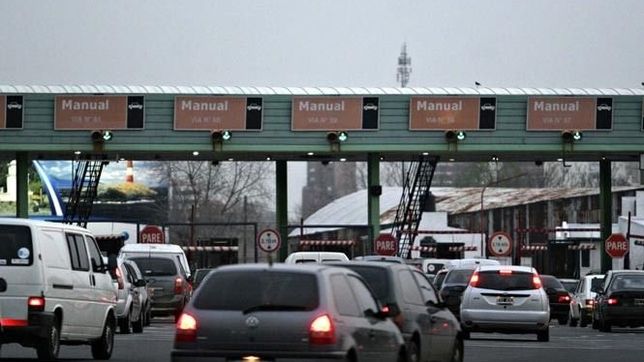 la oposicion portena pide investigar las razones del aumento en peajes