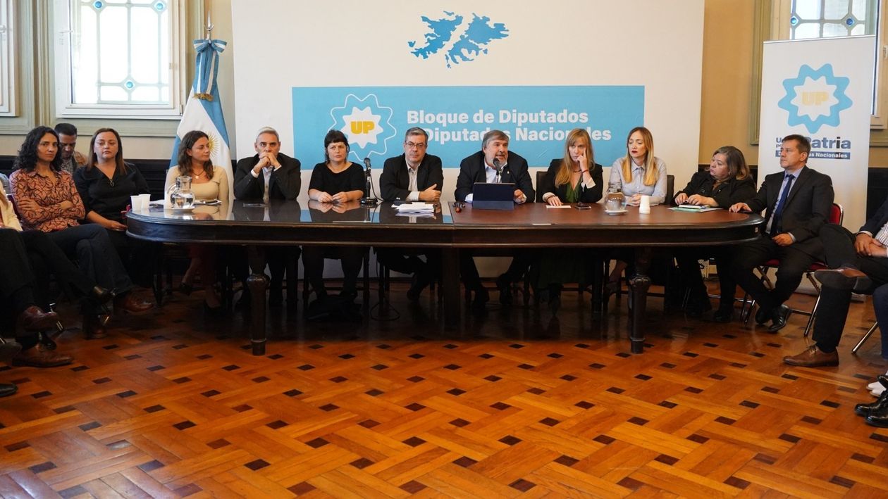 DNU de la deuda: Unión por la Patria afirma que un canje sería inválido y apura la derogación