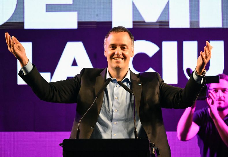 Manuel Adorni cierra la campaña porteña.