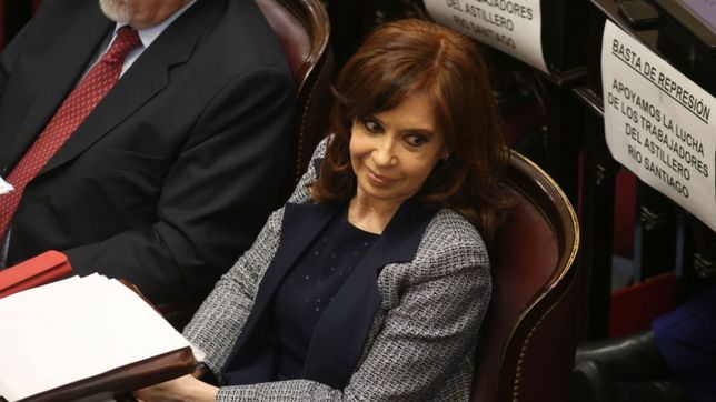 el peronismo, aturdido en el dia despues del relanzamiento de cfk
