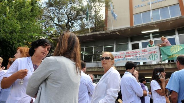 medicos bonaerenses denuncian que ?faltan insumos esenciales? en hospitales