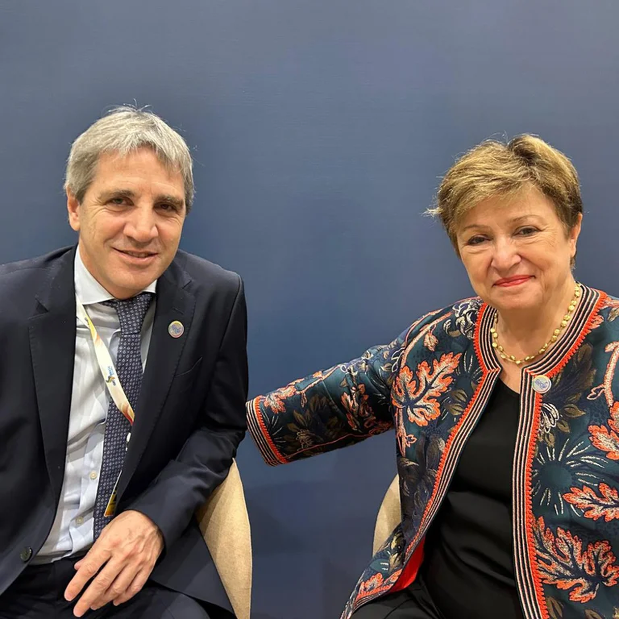 Toto Caputo con la titular del FMI, Kristalina Georgieva