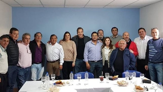 con el oficialismo en crisis, soria muestra respaldo de intendentes peronistas