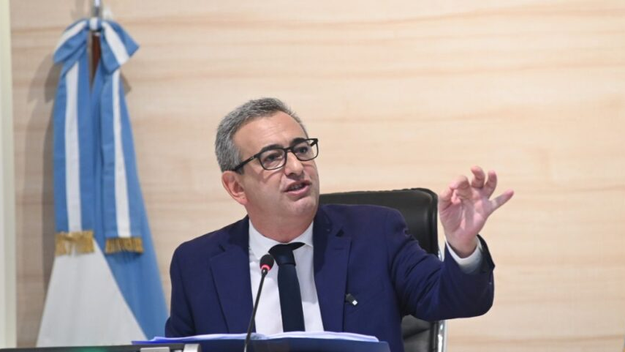Legislativa local y sucesión, temas centrales que tiene que definir Pablo Javkin.