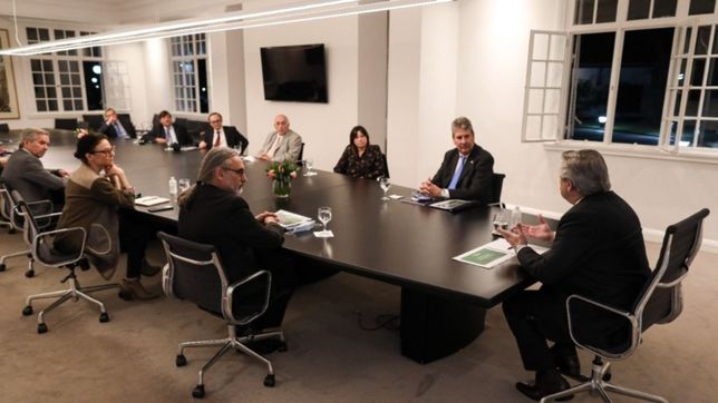 el campo de todos cierra lobby exportador con guinos de los fernandez y massa