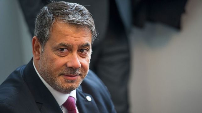 el exotico magnate amigo del presidente que milita el impuesto a los ricos