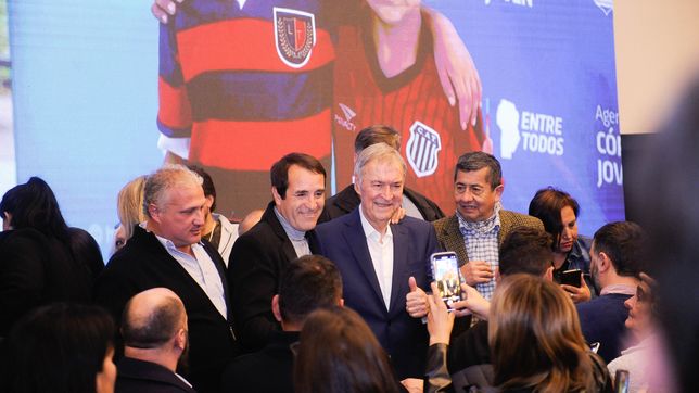 Juan Schiaretti, este miércoles, en el cierre porteño de su campaña.&nbsp;