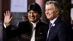 Evo Morales evoca en su campaña el fantasma de la crisis argentina