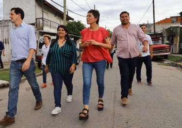 Mayra Mendoza y Eduardo de Pedro anunciaron la creación de una sede del Renaper