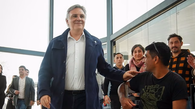 Martín Llaryora tiene alfiles en todas las listas para el Consejo de la Magistratura