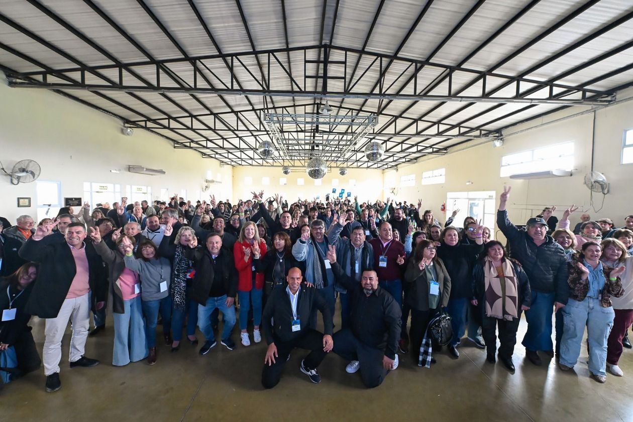 Último&nbsp;Congreso del&nbsp;PJ de&nbsp;Entre Ríos, donde expulsaron a Daniel Rossi y votaron la expulsión de los legisladores que apoyaran la reforma previsional.