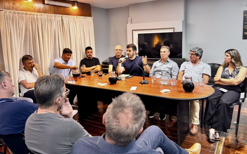 Leonel Chiarella en la Casa de la UCR Córdoba