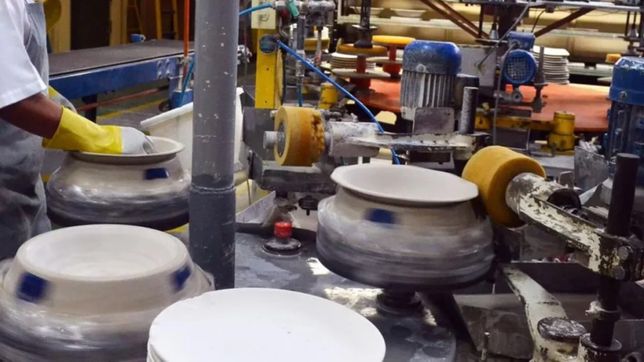El aluvión de importaciones y la caída en el consumo comienza a ahogar a Verbano y hay nerviosismo en el sur de Santa Fe.