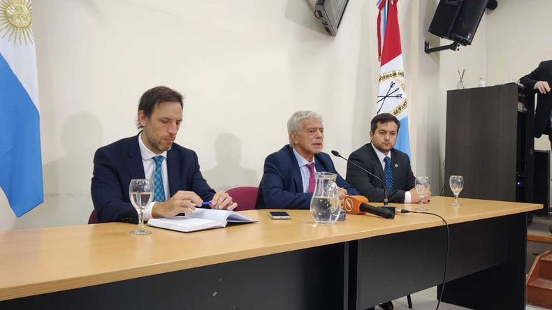 Mariano Cúneo Libarona junto a Alberto Nanzer e Ignacio Yacobucci.