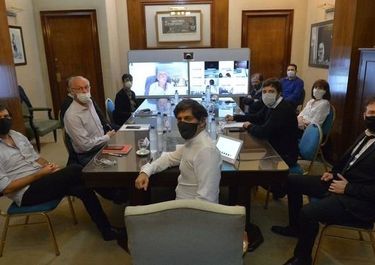 El equipo interdisciplinario que recomienda a Kicillof no flexibilizar
