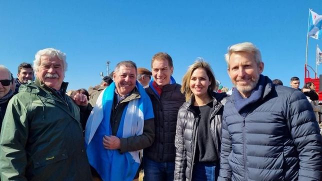 elenco estable: santilli, frigerio y losada le roban camara a la mesa de enlace