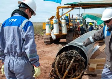YPF encabeza la construcción del oleoducto Vaca Muerta Sur