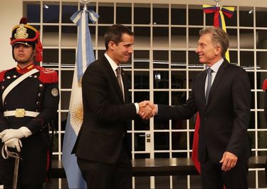 Con Guaidó en Olivos, Macri le puso la frutilla al postre anti-K