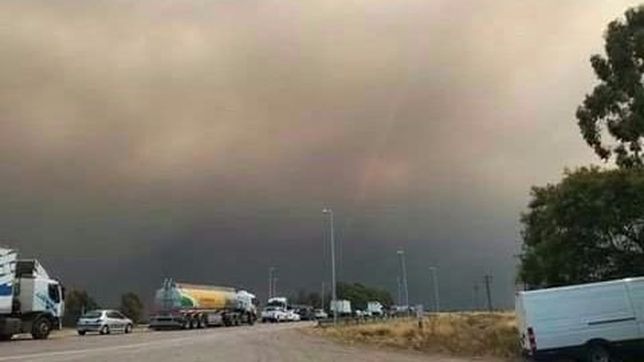 las crudas imagenes de los incendios en la pampa, rio negro y buenos aires