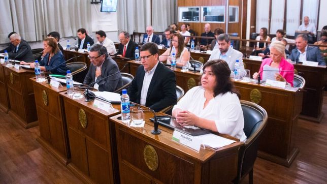 En busca del liderazgo perdido. El bloque del PJ debate quién lo presidirá en el Senado de Entre Ríos.&nbsp;