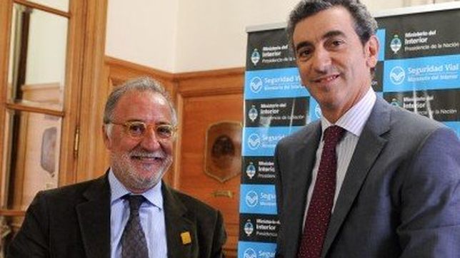 cambia al color celeste