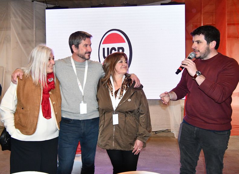 El presidente del Comité Nacional, Leonel Chiarella, participó del Congreso de la UCR en Chubut. 