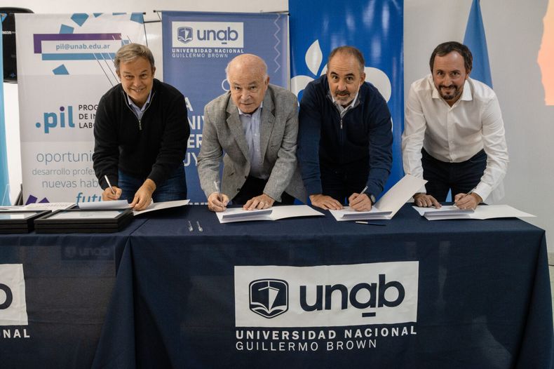 Se presentó el PIL en la Universidad Nacional Guillermo Brown