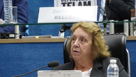 Patricia Mc Kidd, voz y ojos de Aníbal Tortoriello en la Legislatura de Río Negro.